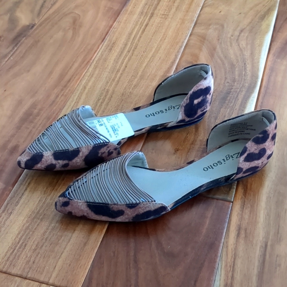 New flats size 6.5. Zigi Soho. Leopard print